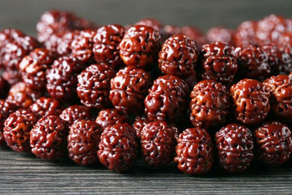 如何选购金刚菩提子手链 金刚菩提子手链一般是几颗