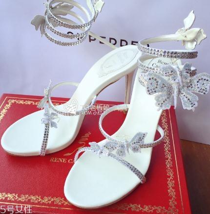 rene caovilla鞋子偏码吗?英国皇室的钦点品牌 rene caovilla鞋子偏码吗?英国皇室的钦点品牌