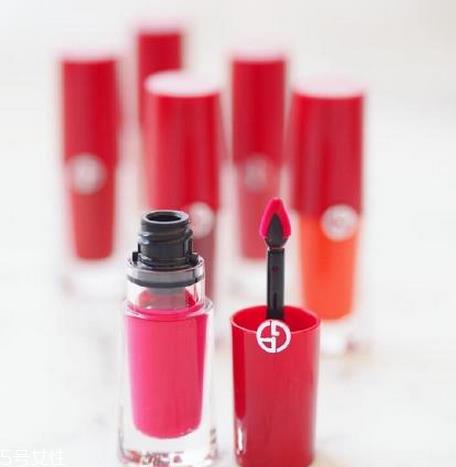 阿玛尼小胖丁唇釉303号试色 阿玛尼口红303的颜色 阿玛尼小胖丁唇釉303号试色 阿玛尼口红303的颜色