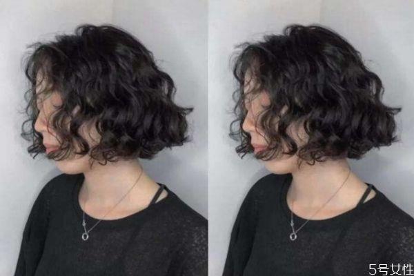 头大脸大可以烫羊毛卷吗 大头大脸适合什么样的发型 头大脸大可以烫羊毛卷吗 大头大脸适合什么样的发型