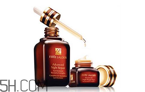 雅诗兰黛小棕瓶眼霜使用方法 sk2眼霜和雅诗兰黛小棕瓶眼霜哪个好 雅诗兰黛小棕瓶眼霜使用方法 sk2眼霜和雅诗兰黛小棕瓶眼霜哪个好