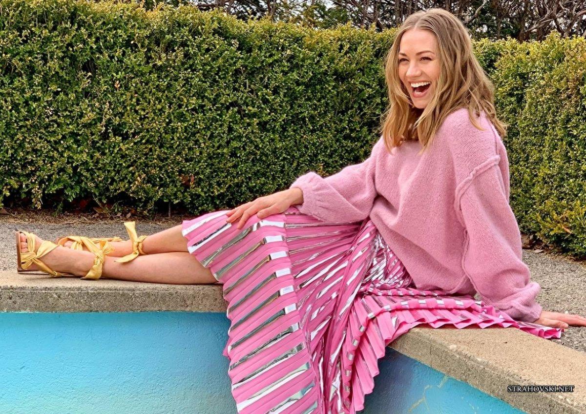 女星YVONNE STRAHOVSKI《Glamour》杂志英国版7月刊美图