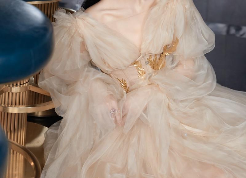 老婆在外面有了男人,我却一句话不敢说 老婆在外面有了男人,我却一句话不敢说