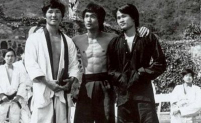 ​林正英的徒弟们，一个混得风生水起，一个已经去世多年