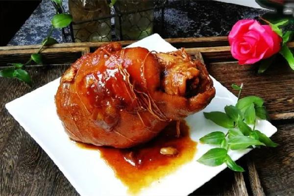 猪肘是蹄髈吗 猪肘和猪蹄哪个好吃 猪肘是蹄髈吗 猪肘和猪蹄哪个好吃