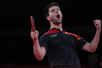 ​乒乓球-马龙晋级男单决赛