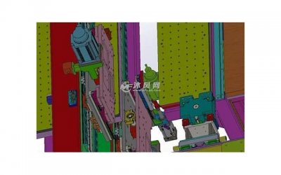 ​离婚后孩子跟母亲，能不能给孩子改姓