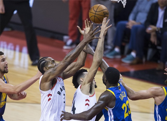 篮球——NBA总决赛第五场:猛龙不敌勇士