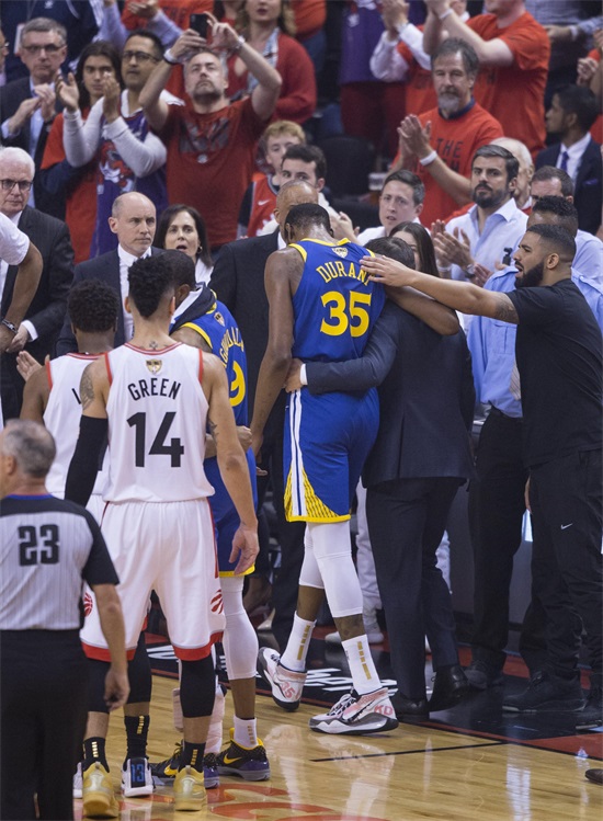 篮球——NBA总决赛第五场:猛龙不敌勇士