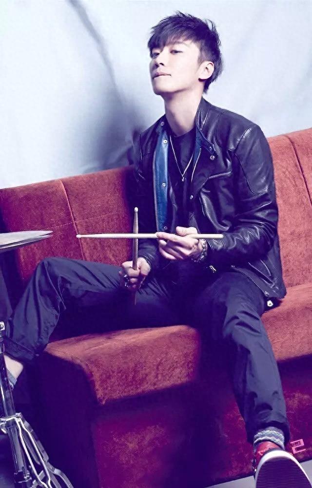 组图：永远的大男孩乔任梁