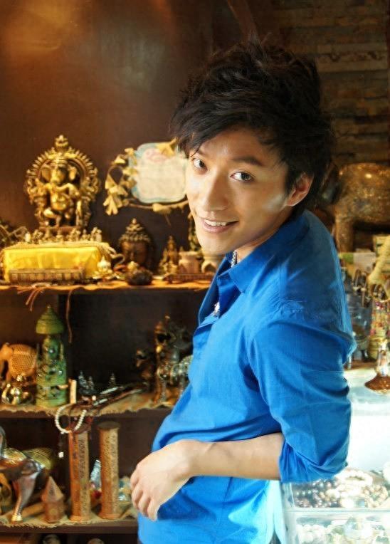 组图：永远的大男孩乔任梁