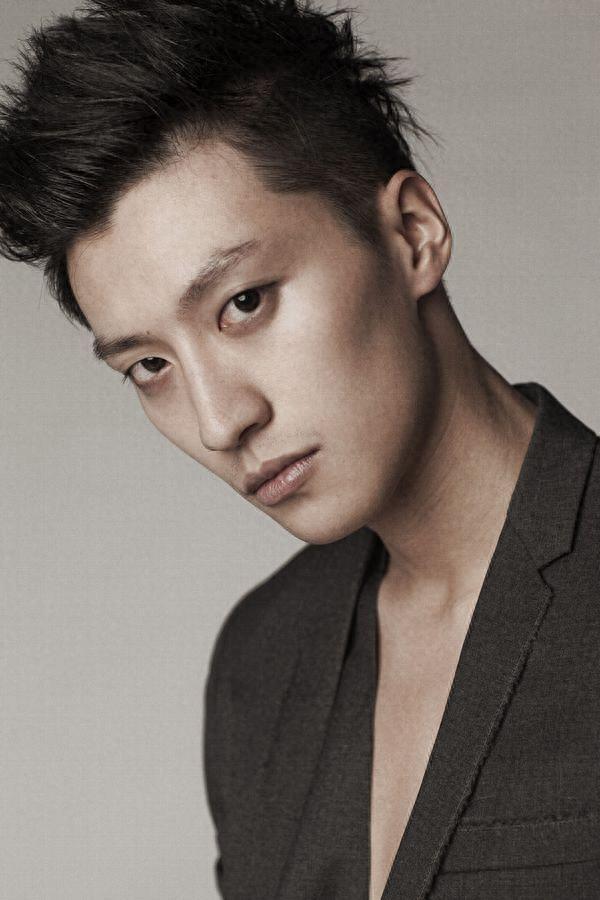 组图：永远的大男孩乔任梁