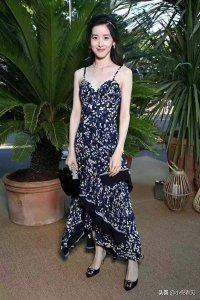 ​奶茶妹妹章泽天犯了一个让她后悔终生的错误