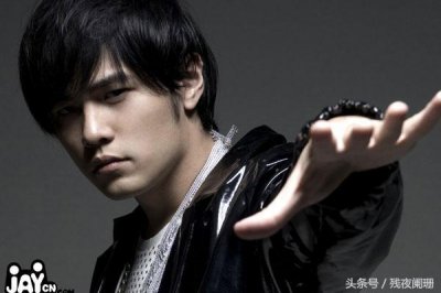 ​周杰伦歌词中的唯美句子送给你，竟然不自觉地跟着哼了起来