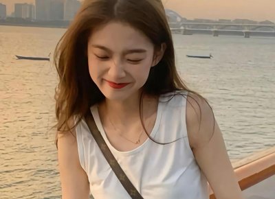 ​女生问：你是不是喜欢我？这样回答才能显示出你的高情商！