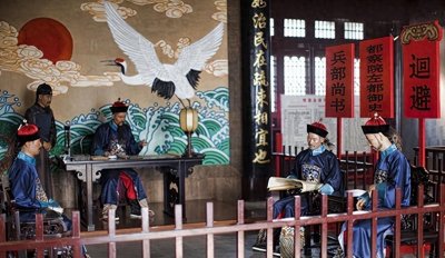 ​尚书与侍郎的上下级关系探讨：满右侍郎与汉左侍郎地位高低比较