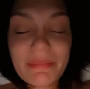 ​结石姐音乐天赋异禀，却被老天强开玩笑，各种疾病缠身