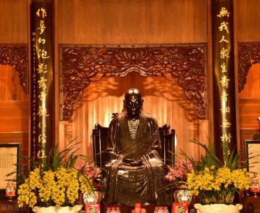 ​《六祖坛经》全文、译文—心行平直，自性清净，即到西方极乐世界