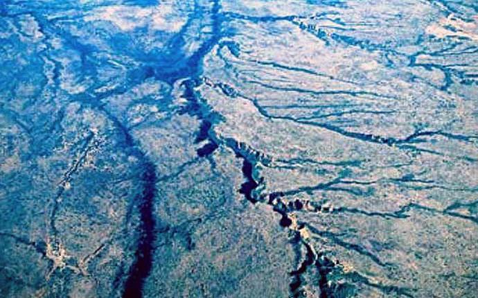 东非大裂谷（East African Great Rift Valley）