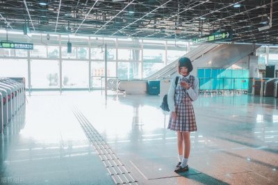 ​一场阴差阳错的纯爱故事《地铁情缘》（一）