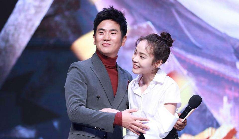 张晓龙现实中的老婆是谁?曹贵人和温太医婚纱照曝光原来是她