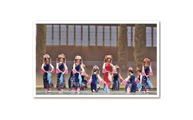 女孩子主动问你年龄怎么回她比较好? 女孩子主动问你年龄怎么回她比较好?