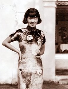 ​53年，54岁蒋碧薇在画展偶遇孙多慈，告知她：徐先生前几天去世了