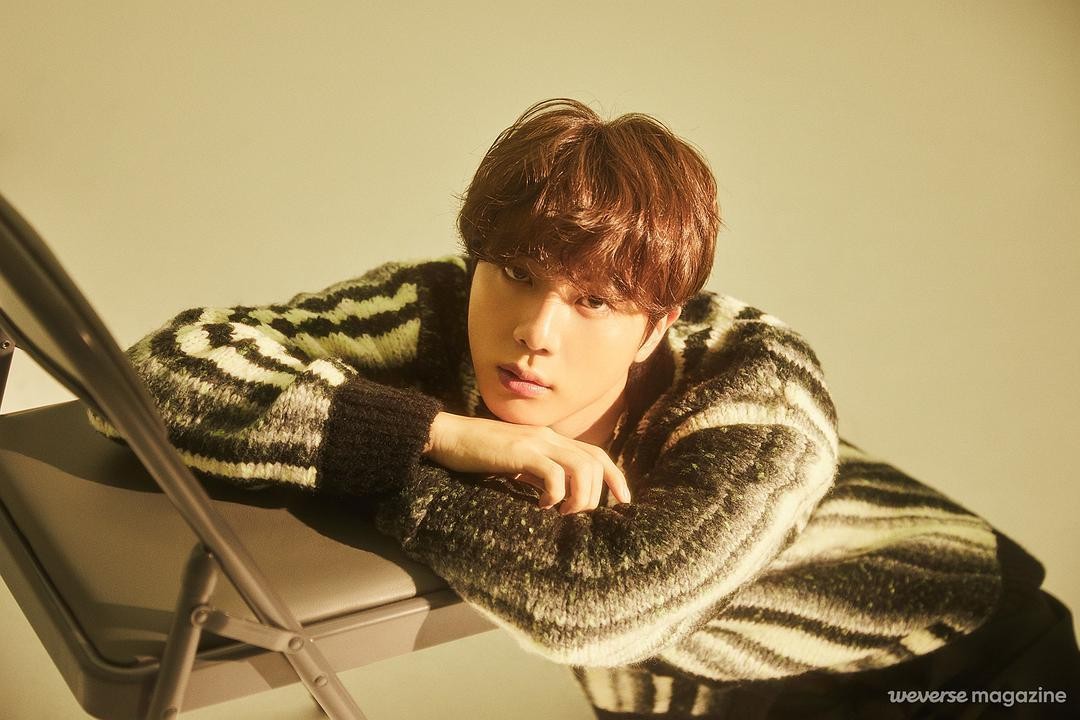 金硕珍个人资料写真作品