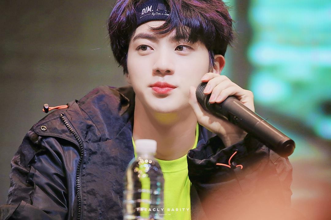 金硕珍个人资料写真作品