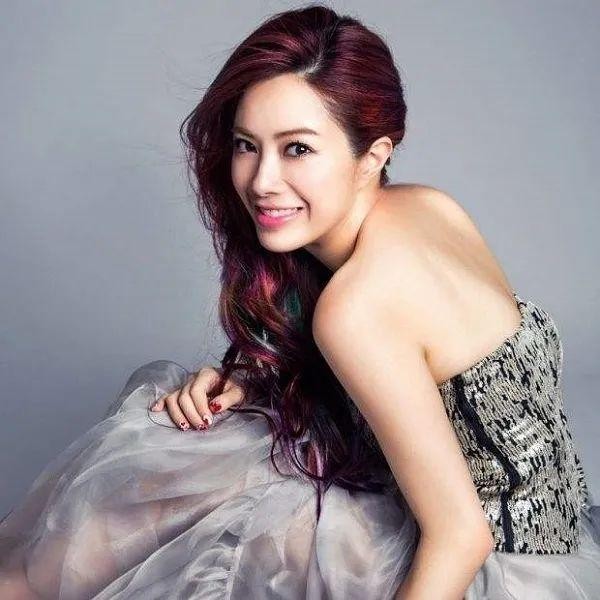 安心亚被称为c型裤女王(罗志祥的黑红往事)