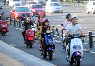 ​一辆3000左右电动车，出厂价多少，卖一台商家赚多少，都有答案了