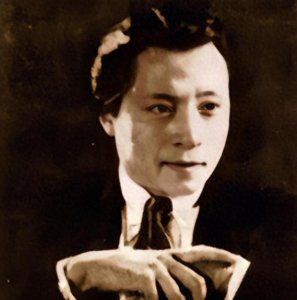 ​1951年金山前往朝鲜，出轨金日成秘书，后与妻子孙维世的妹妹结婚