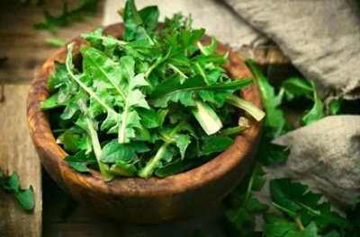 ​蒲公英的吃法大全：分享5种家常做法，营养健康，家人都爱吃