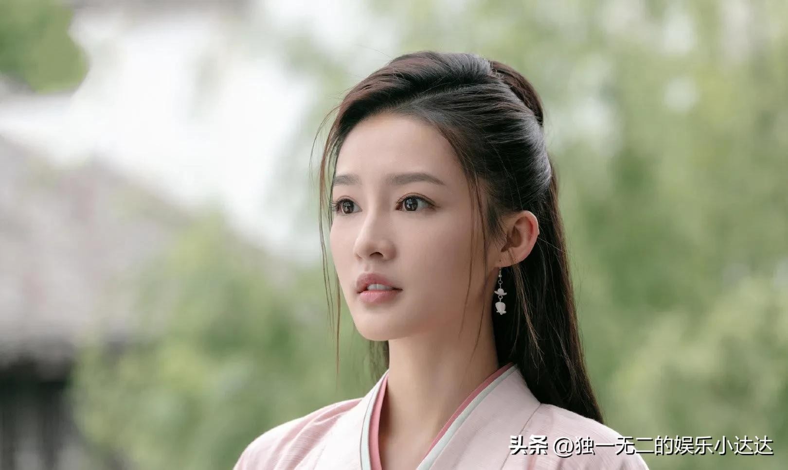 实力派女演员李沁个人简介