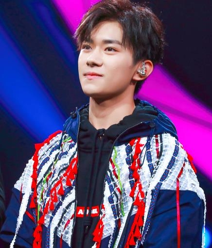 易烊千玺上的什么大学(易烊千玺哪一年大学毕业的) 第3张 易烊千玺上的什么大学(易烊千玺哪一年大学毕业的) 第3张