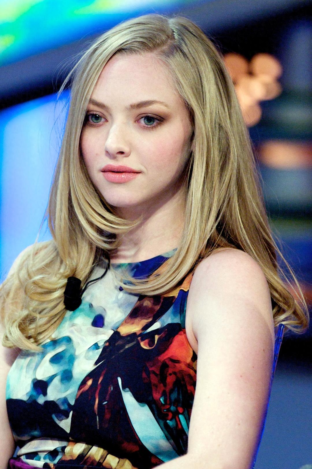 好莱坞女星阿曼达·塞弗里德