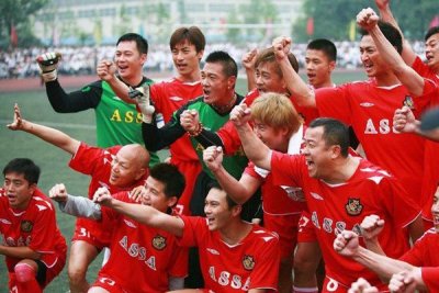 ​何家劲个人资料（何家劲：一生一个“展昭”足以，他却有五个让人难以忘记的角