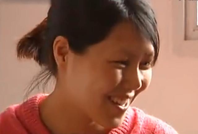 失散多年的姐妹20年后相遇(夫妻俩认下一义女)(15)