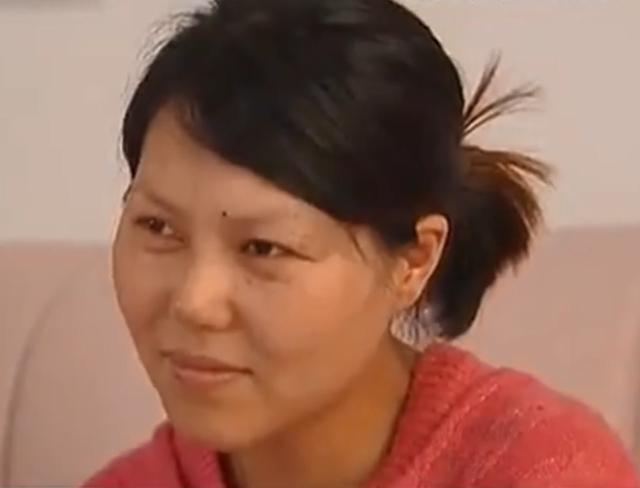 失散多年的姐妹20年后相遇(夫妻俩认下一义女)(4)