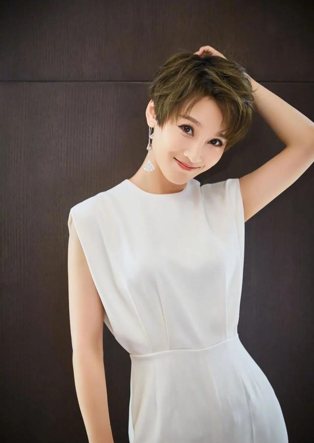 年近40岁的柳岩为何仍然单身(辛酸的柳岩母亲患癌)(5)