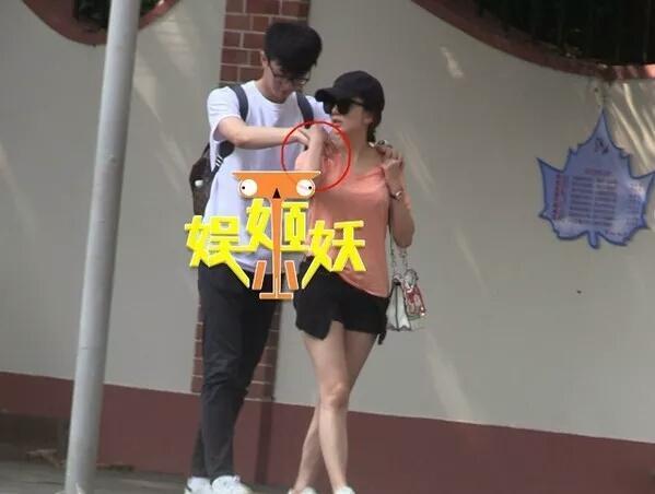 娄艺潇李川两人隔空秀恩爱,隔着屏幕就已吃饱了狗粮