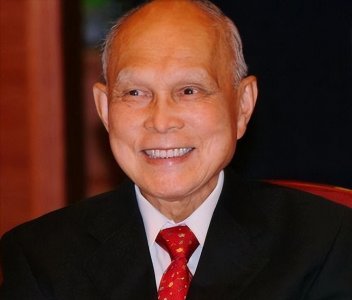 ​唯二享受“国葬”待遇的爱国港商