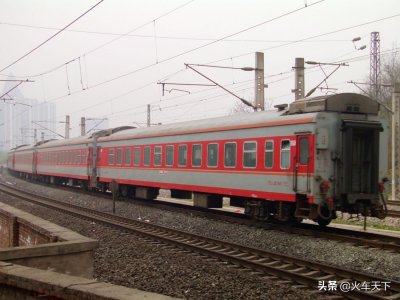 ​你现在看到的“绿皮车”绝大多数是假的，它们本该是红皮蓝皮白皮