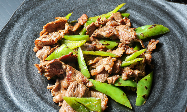 牛肉可以搭什么蔬菜炒,牛肉炒什么配菜好吃图2