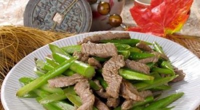 ​牛肉可以搭什么蔬菜炒,牛肉炒什么配菜好吃