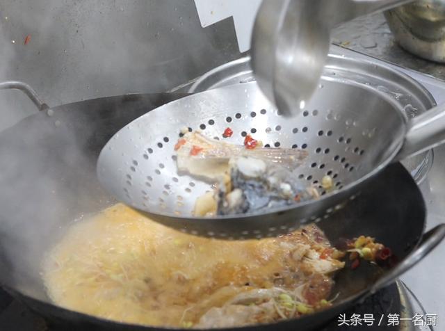 最简单水煮鱼做法(大厨分享家常水煮鱼的做法)(13)