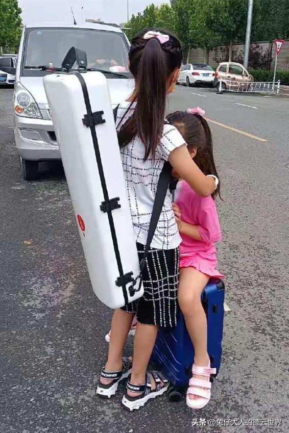 德云社岳云鹏深夜发文，评论区画风却跑偏，岳麓一的家长会开了吗