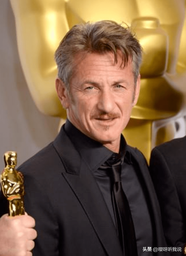 得偿所愿，泽连斯基终于“拿到”了演艺生涯最高奖—奥斯卡小金人