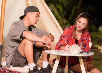 ​陈小春应采儿电影，刘青云电影婚礼(陈小春老婆应采儿演过什么电影)