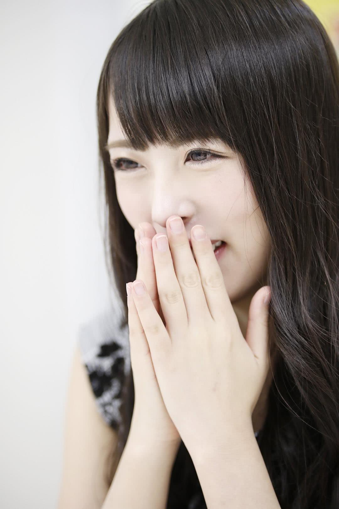 黑木郁美个人资料写真作品